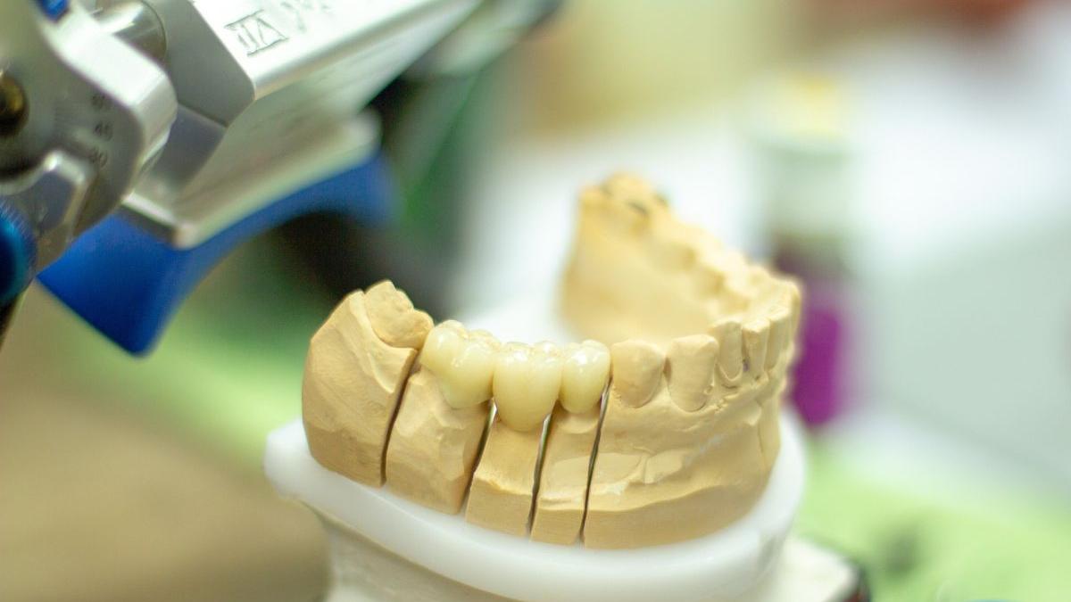 victima stomatologi falsi bucuresti