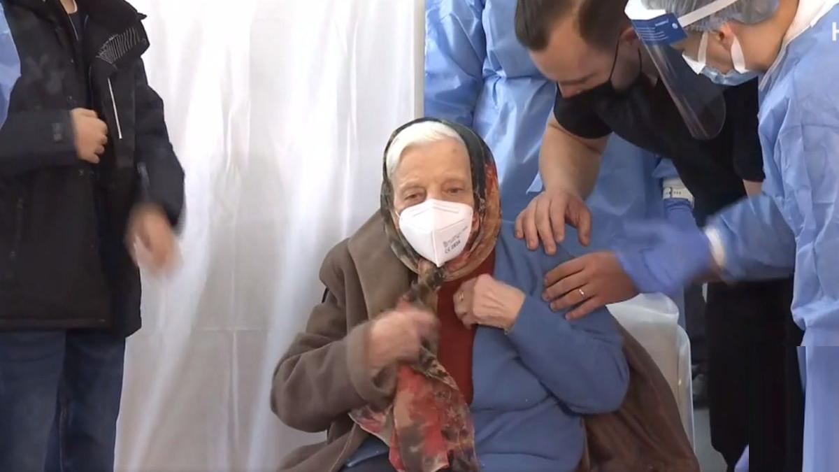 cea mai in varsta bucuresteanca 105 ani vaccin covid