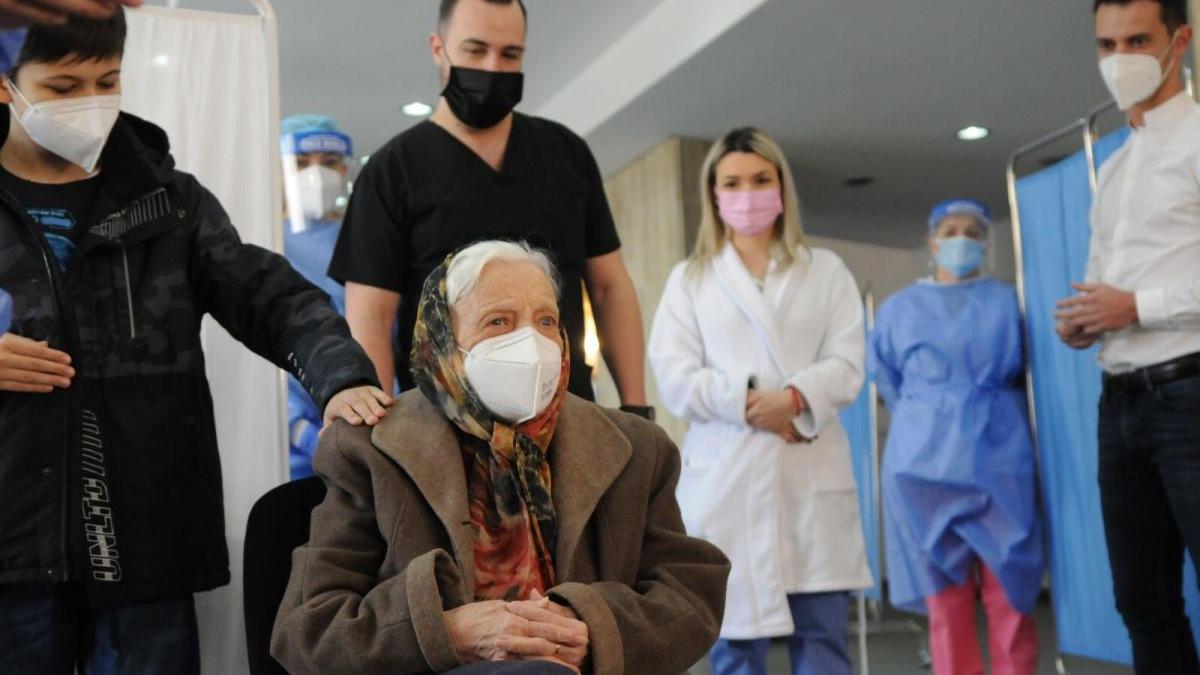 mesaj cea mai batrana bucuresteanca vaccin covid