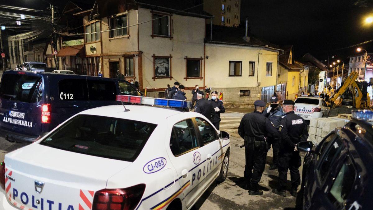 protest cluj fata restrictii redeschidere salil de sport