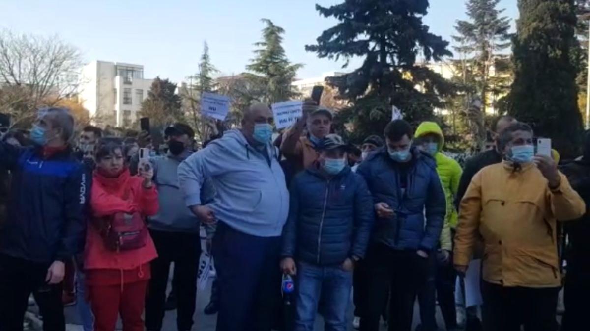 protest constanta restrictii guvern