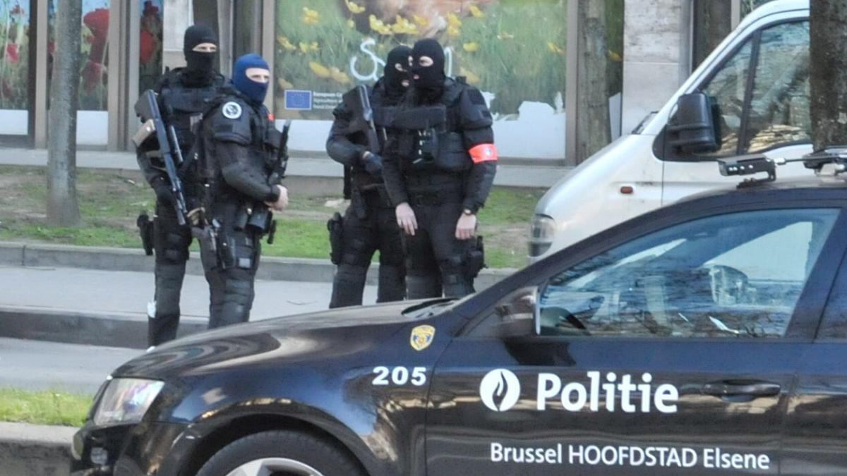 politia procurorii bruxelles alerta farsa 1 aprilie