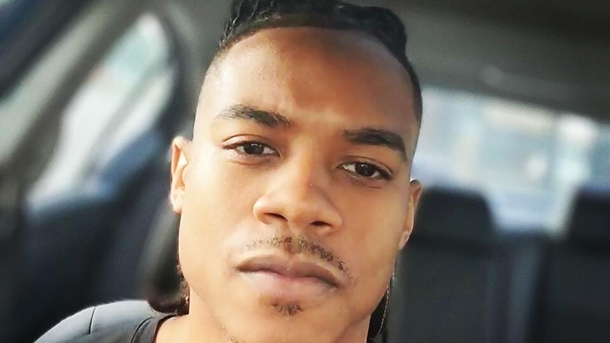 atacatorul de la capitoliu a postat pe retelele sociale ca guvernul federal vrea sa i controleze