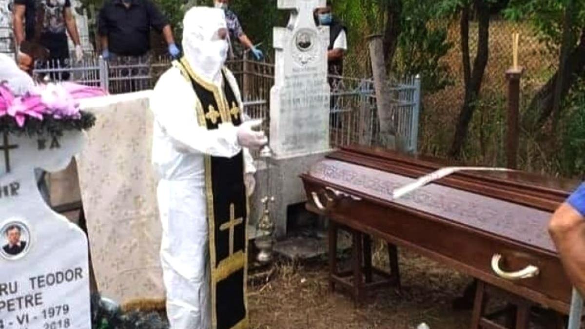 petitie inmormantare covid parinti copii crestineste ultimul drum