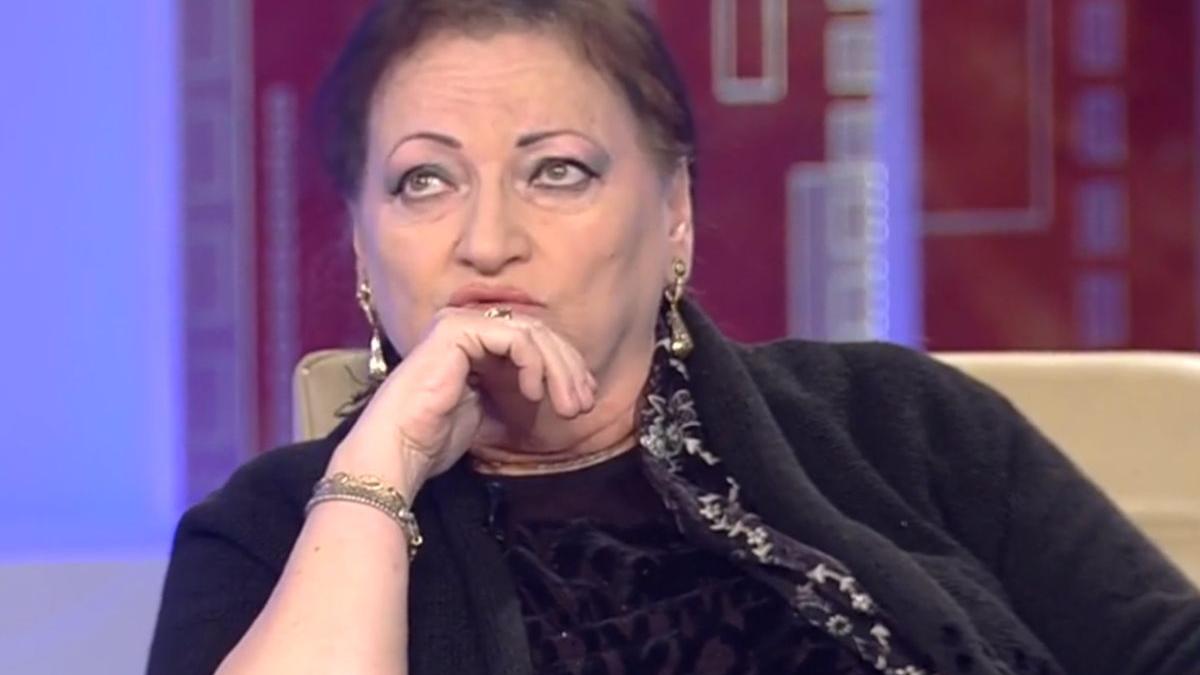 monica pop revolutie