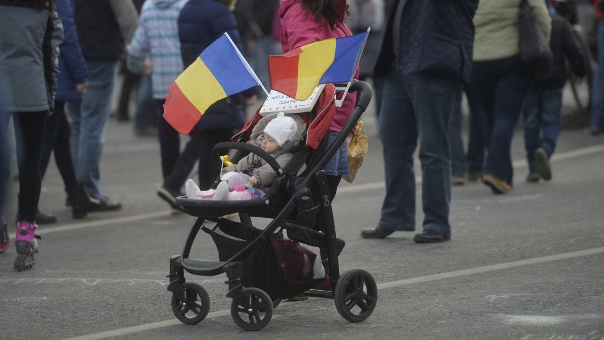 parinti munca copii stimulent bani