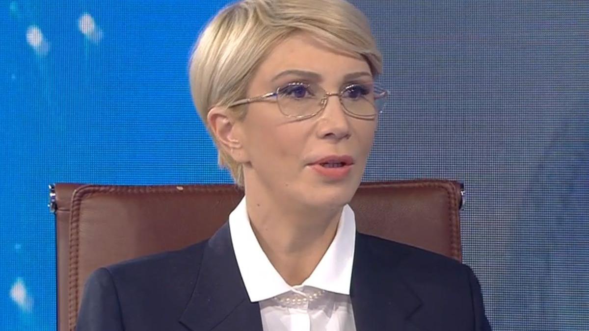 raluca turcan sporuri medici salariu baza