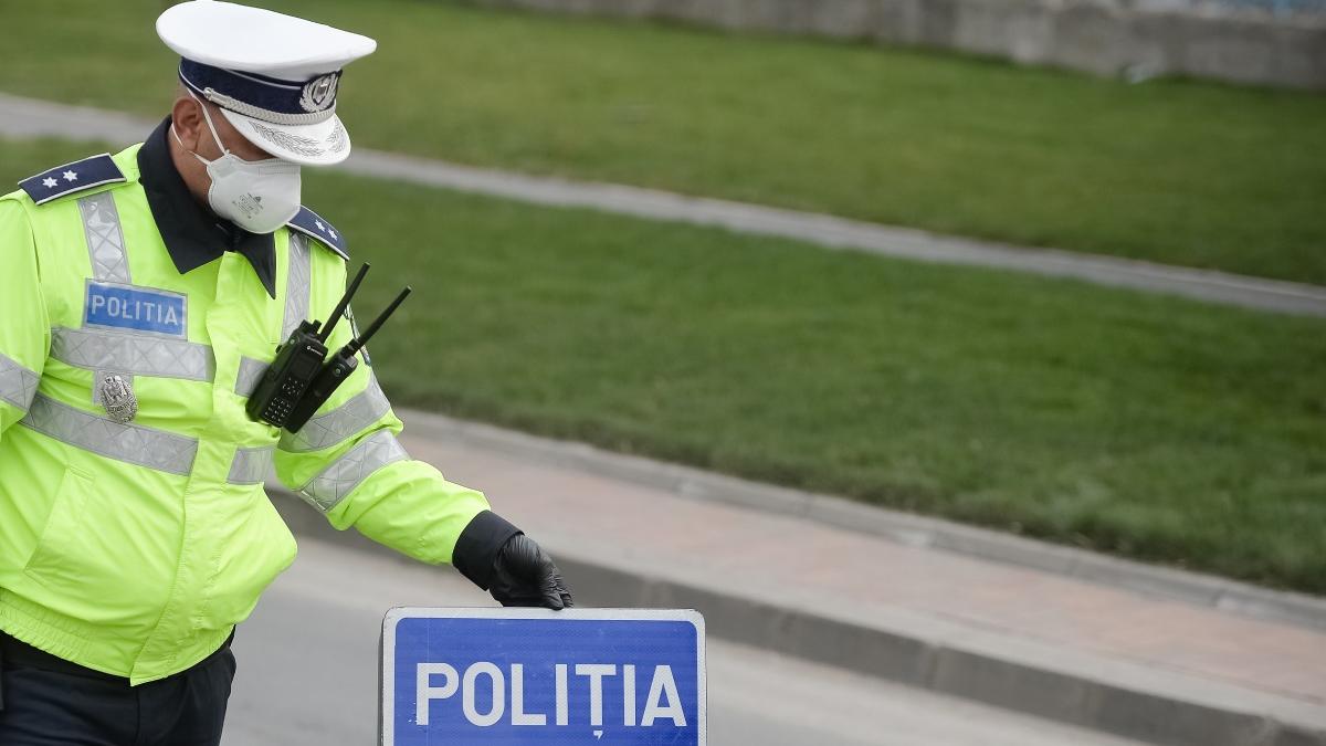 copil 14 ani botosani prins politisti conducand masina drum national