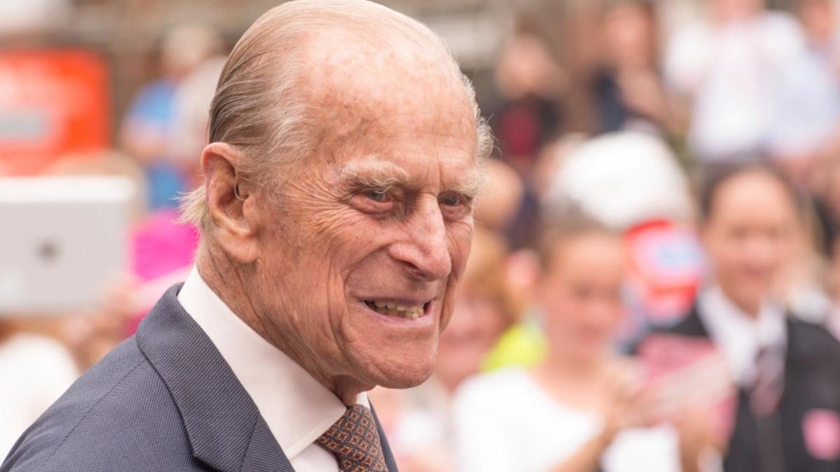 printul philip sotul reginei elisabeta marea britanie a murit 99 ani