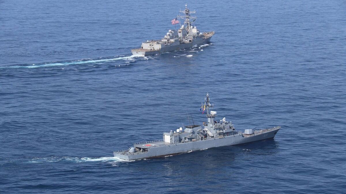 sua nave razboi marea neagra ucraina