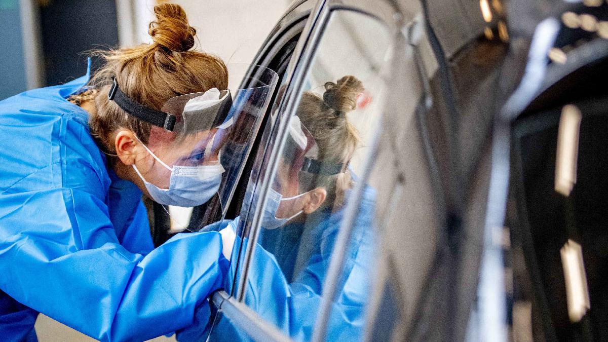 centru de vaccinare direct masina mall hunedoara