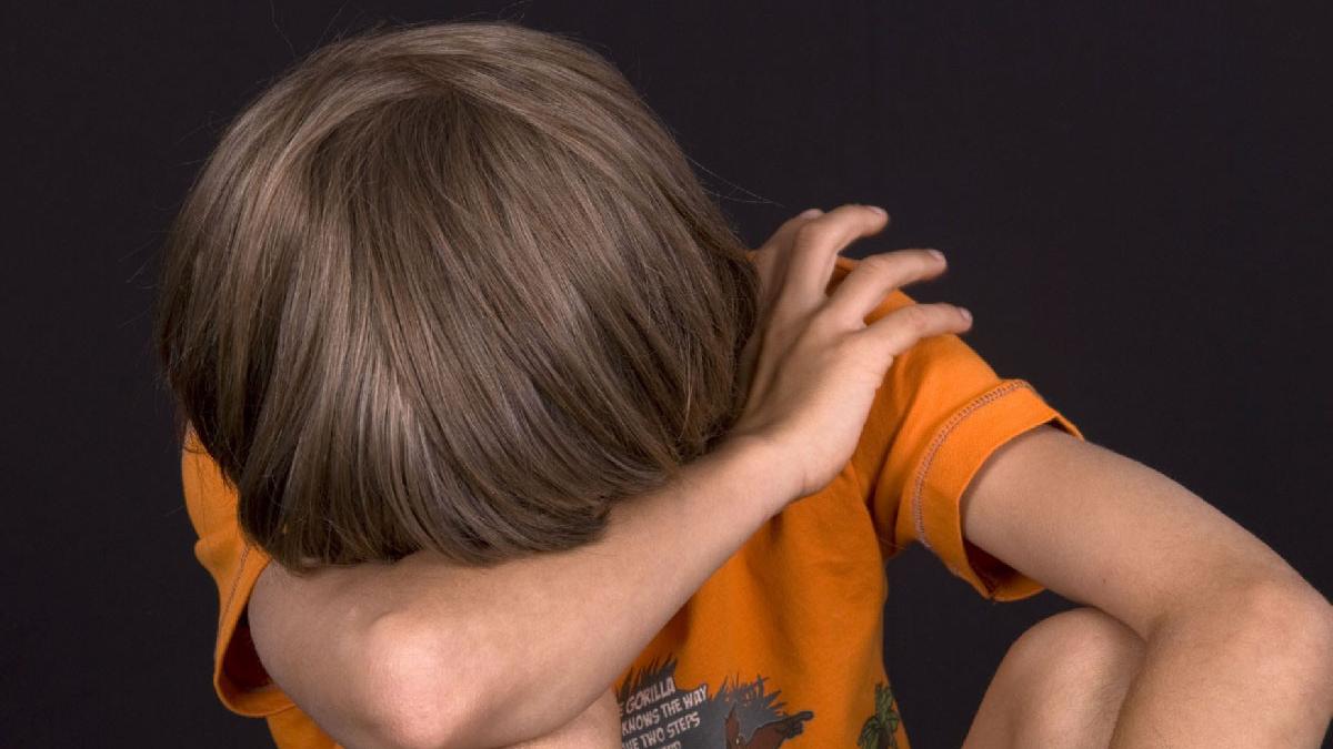 frati copii minori piatra neamt abuz parinti tratament inuman politie