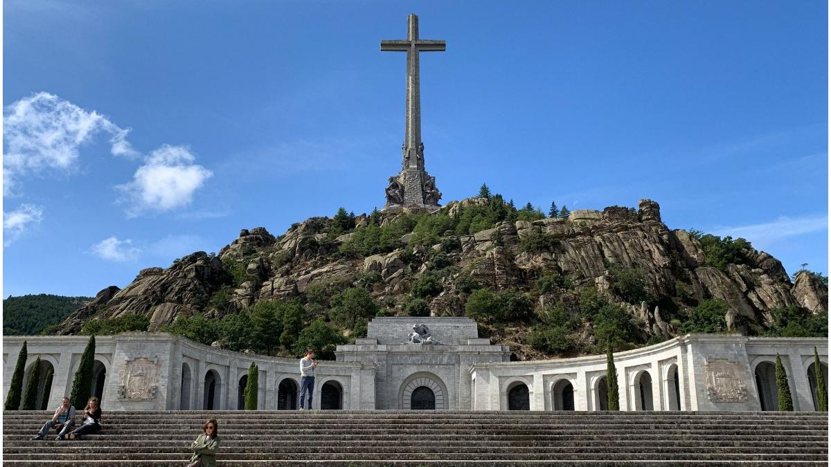 spania exhumeaza victime razboi civil