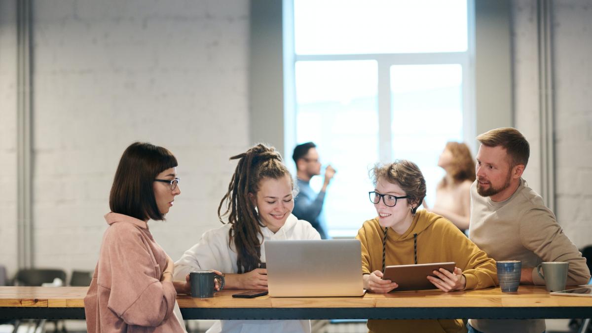 5 semne care arata ca esti o persoana inteligenta