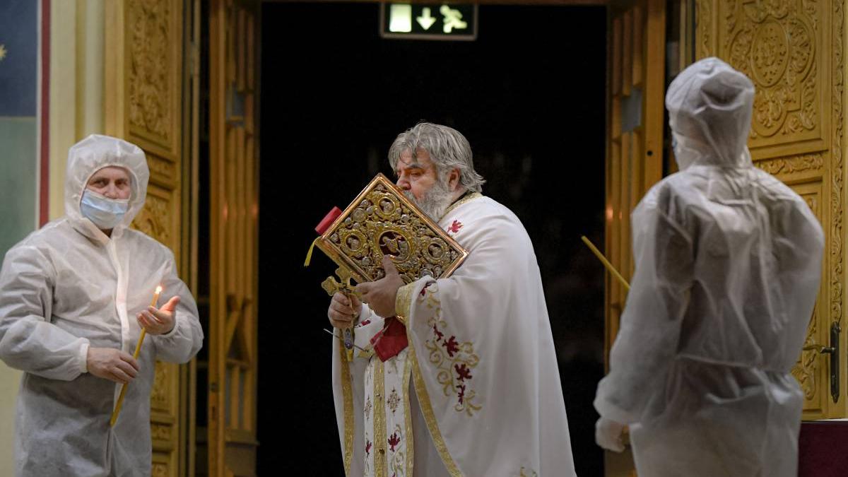 paste pandemie circulatia persoanelor permisa doar slujba inviere