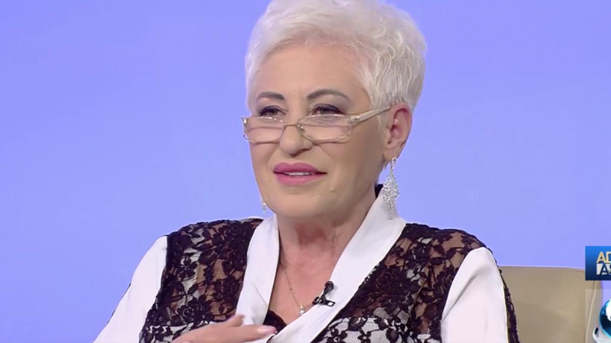 cum afli ca nu te iubeste ci te foloseste