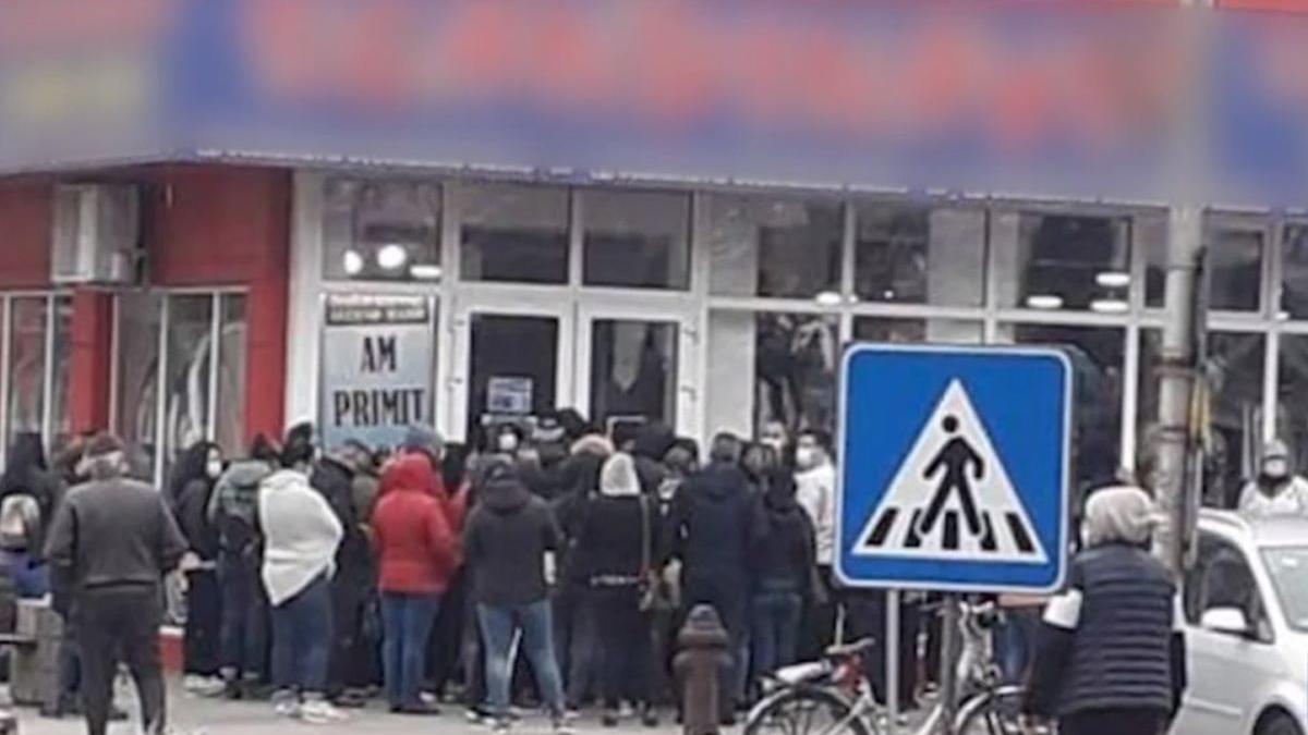 inghesuiala magazin haine second hand slatina