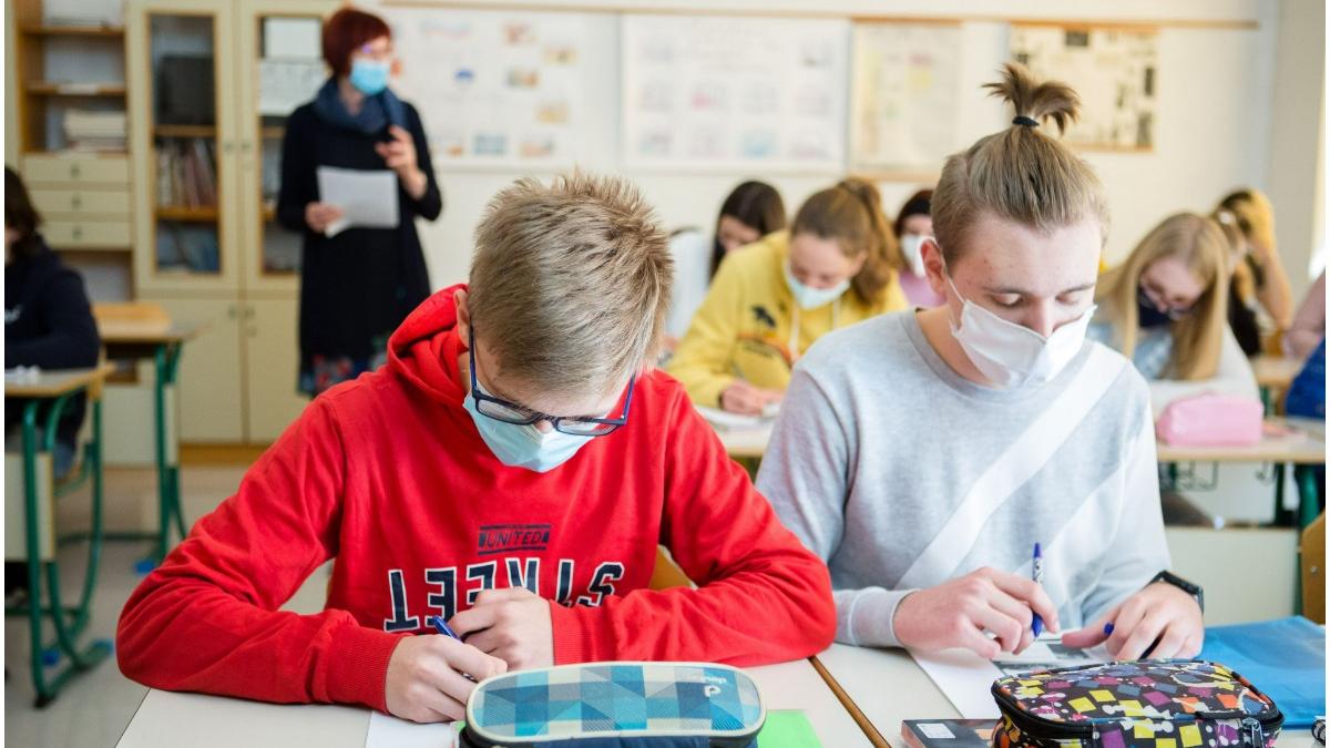 elevi romania evaluare profesori semestru