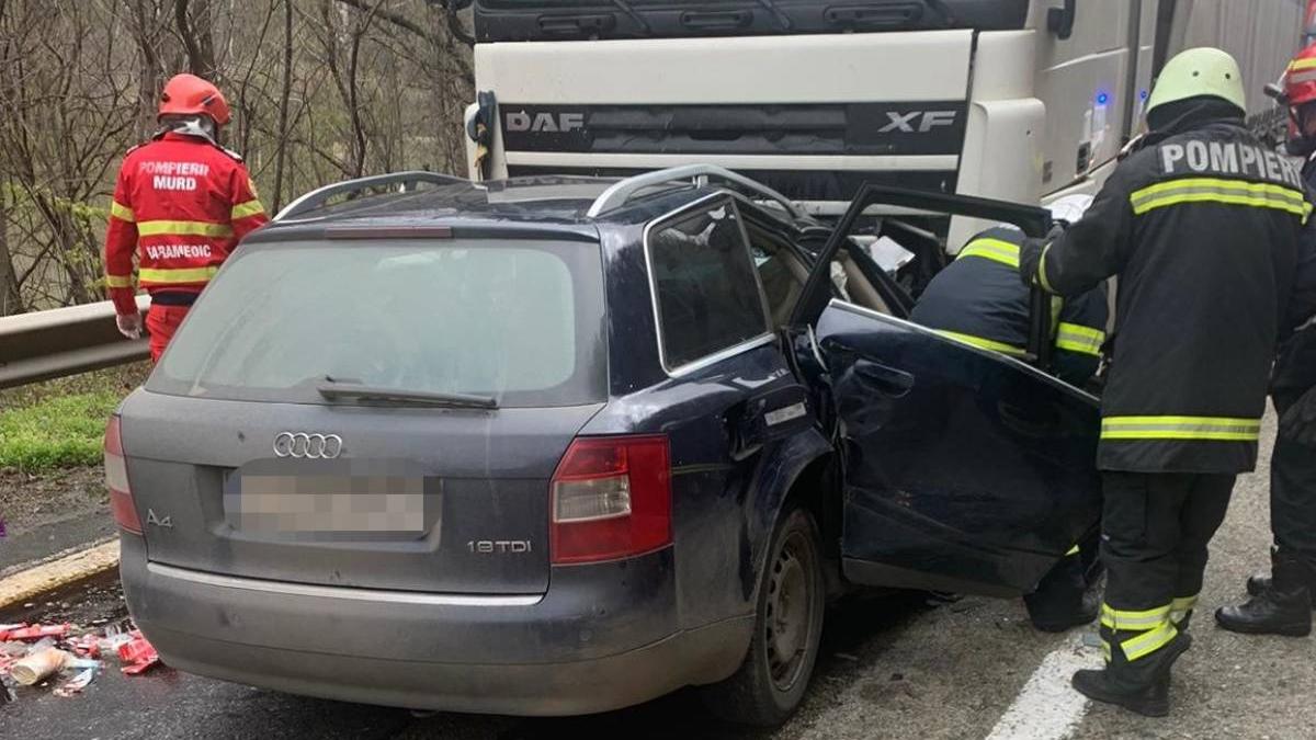 trafic blocat valea oltului accident dn7