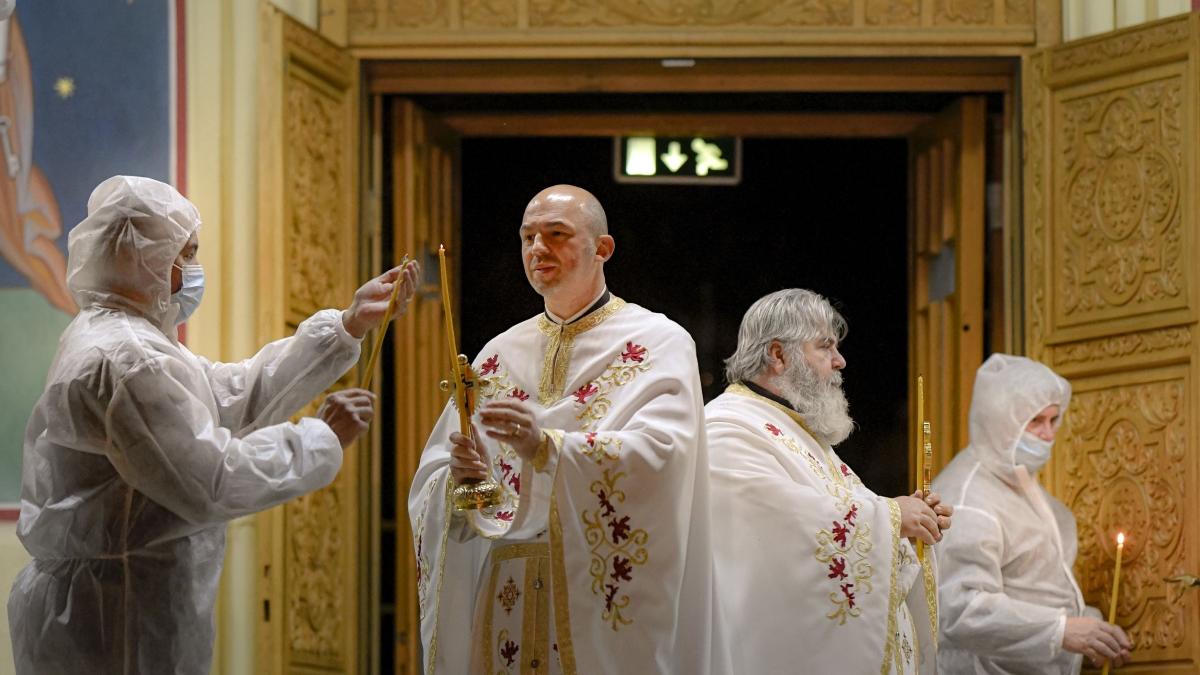 patriarhia a aprobat indrumarile slujbele de paste