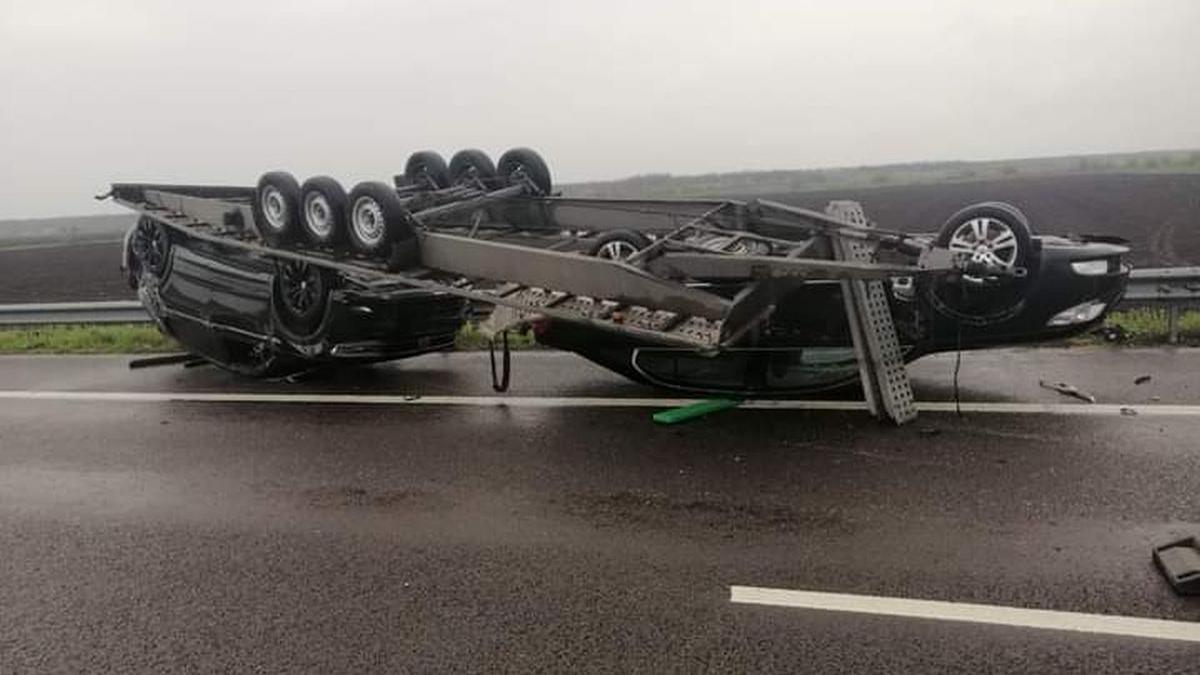 remorca autoturisme autostrada