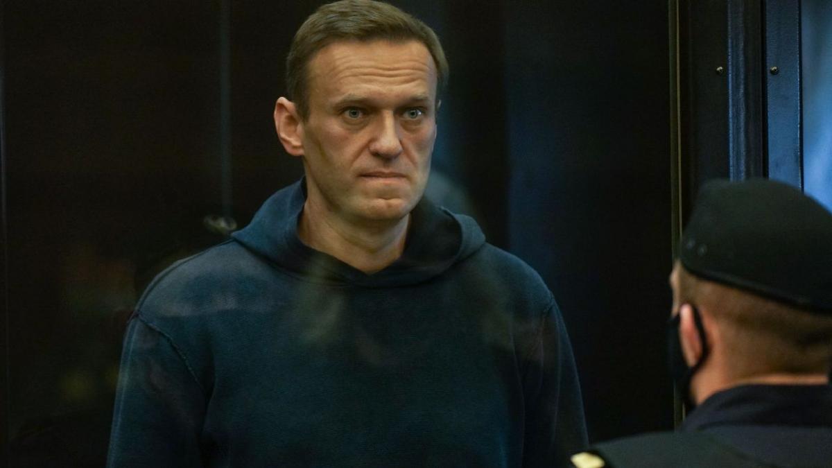 rusia interzice stirile televizate alexei navalnii stare sanatate precara