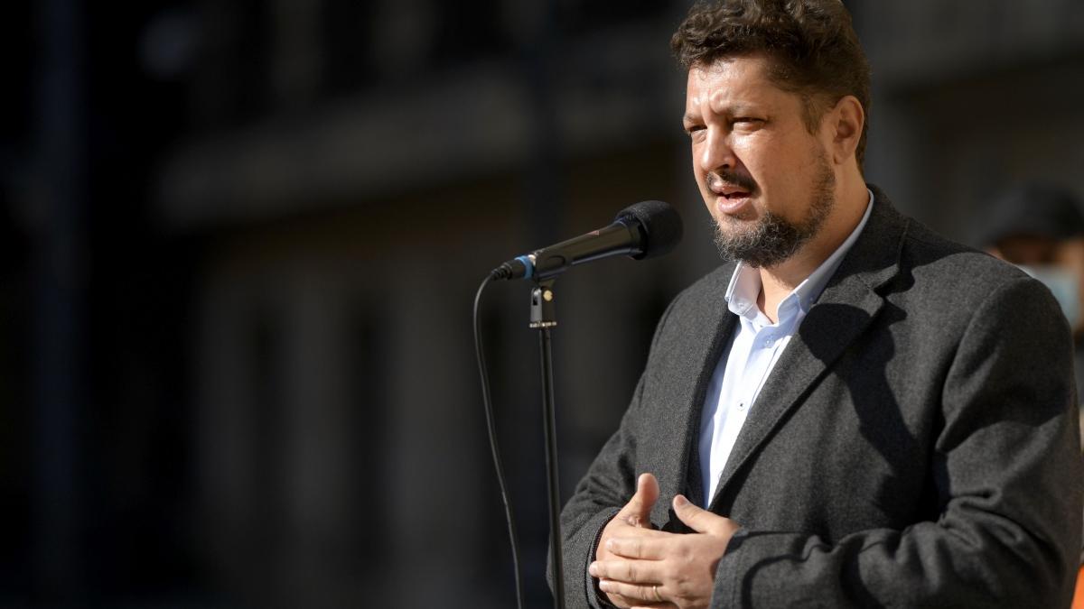 claudiu tarziu aur vor mai veni si alti membri usr la noi