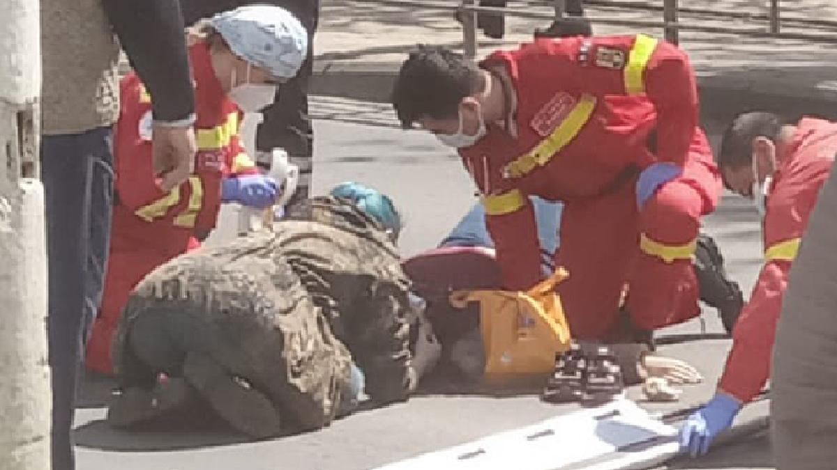 eroina par albastru asistenta slavare victima accident rutier bucuresti