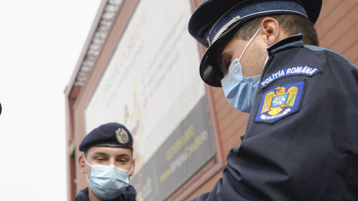 femeie din craiova primit gunoi aruncat bulevard