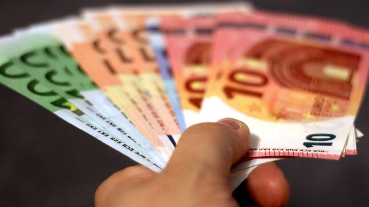 roman mituia politisti italia inchisoare