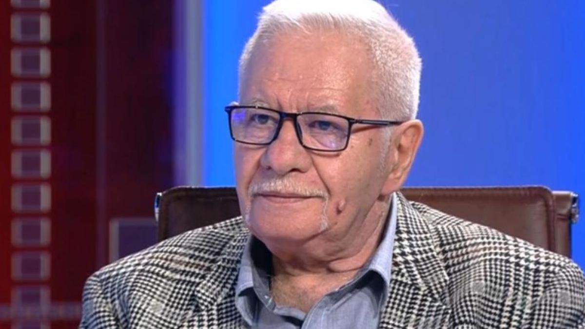 semnele destinului palma mihai voropchievici semnificatie patrate stelute triunghiuri