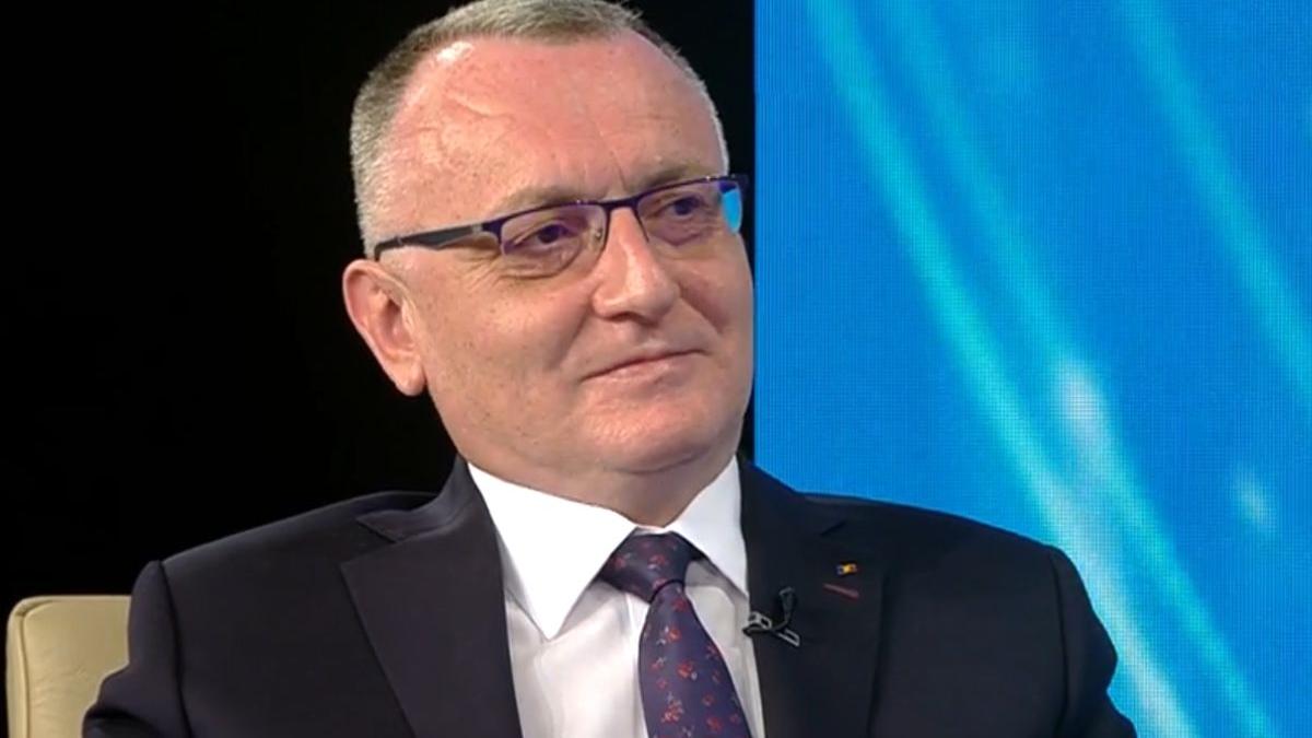 sorin cimpeanu ministrul educatiei manuale digitale