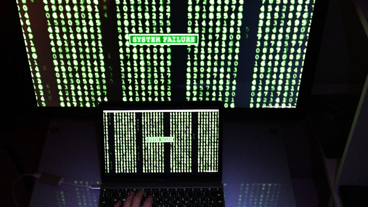 banda romani frauda bancara cecuri biserici sua