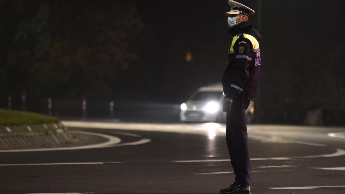 comandant politia pliesti filat subaltern voia sa il prinda cand lua mita