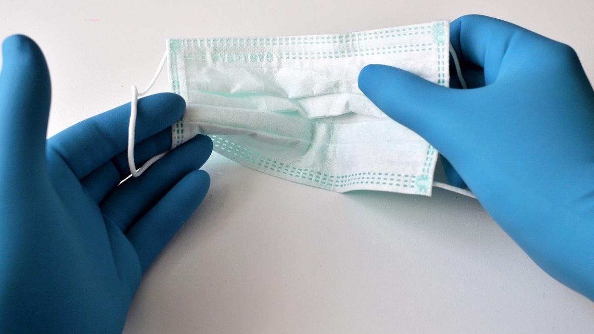 americanii vaccinati impotriva covid19 nu vor mai trebuie sa poarte masti spatii deschise