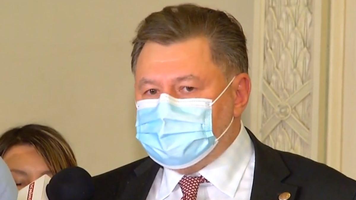 alexandru rafila campania de vaccinare politizare