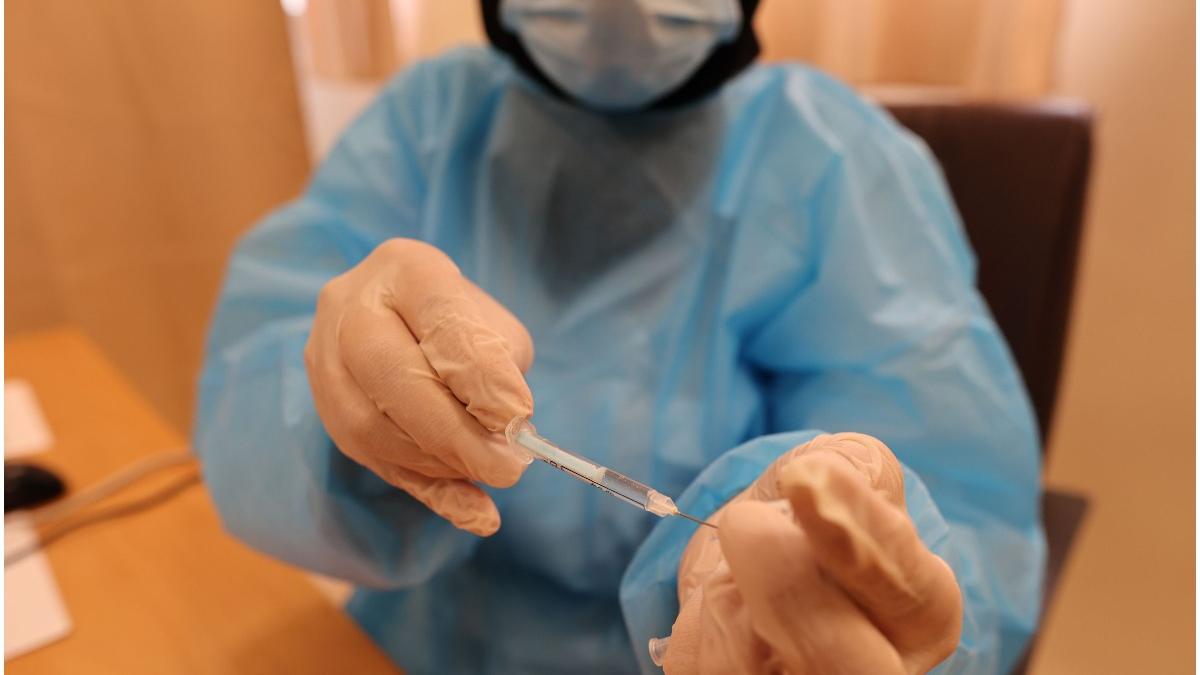 coronavirus vaccin oxford boala endemica