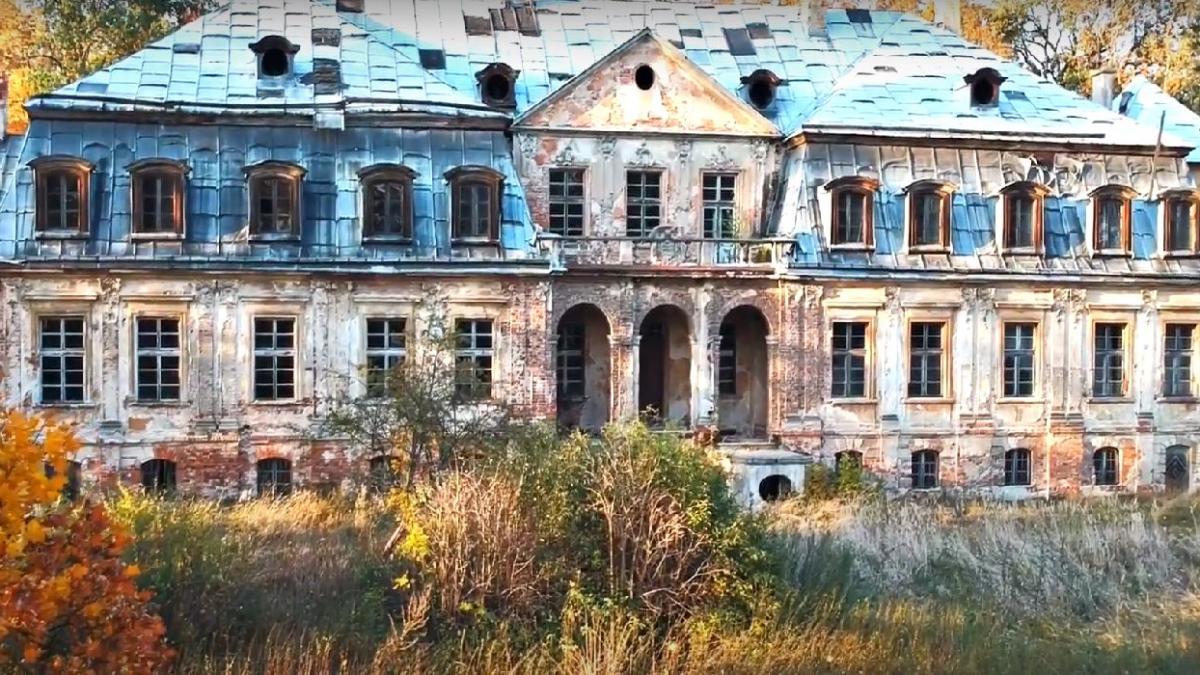 vanatori comor lazi aur hitler palat bordel polonia