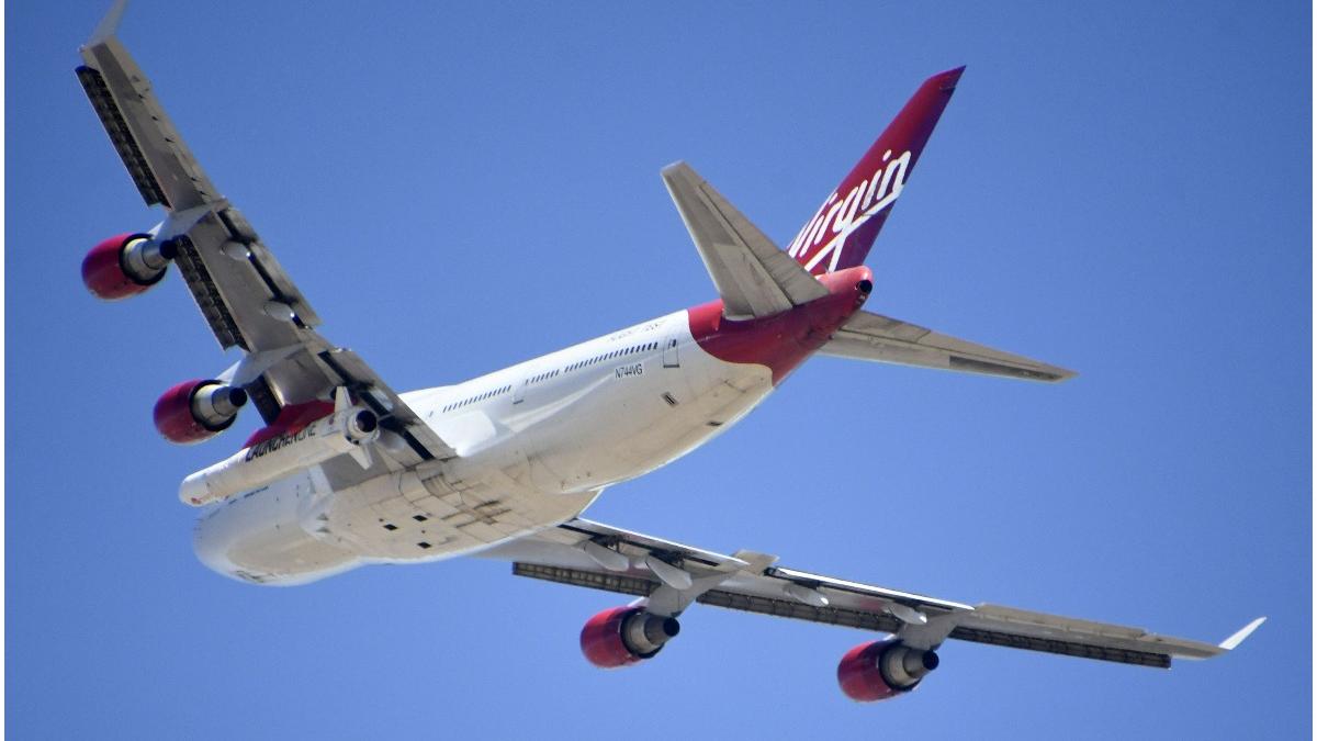 zbor australia pasageri carantina