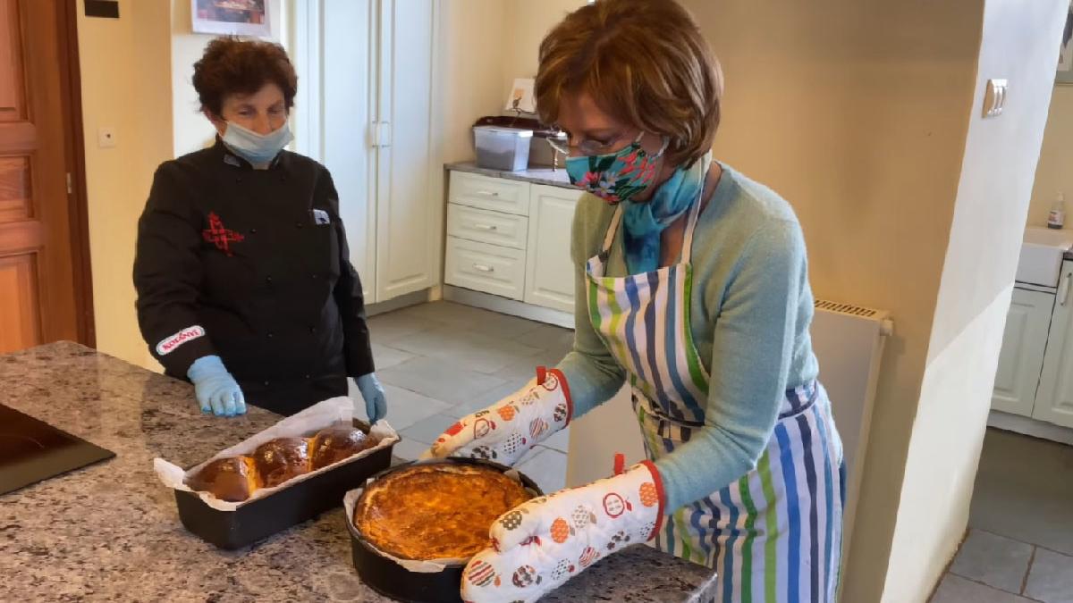 pregatiri paste castelul regal savarsin majestatea sa margareta cozonaci pasca