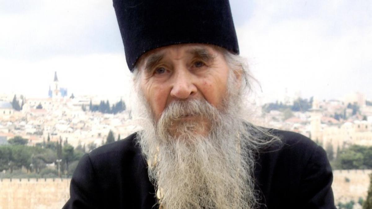 preot daniil mort manastirea frasinei