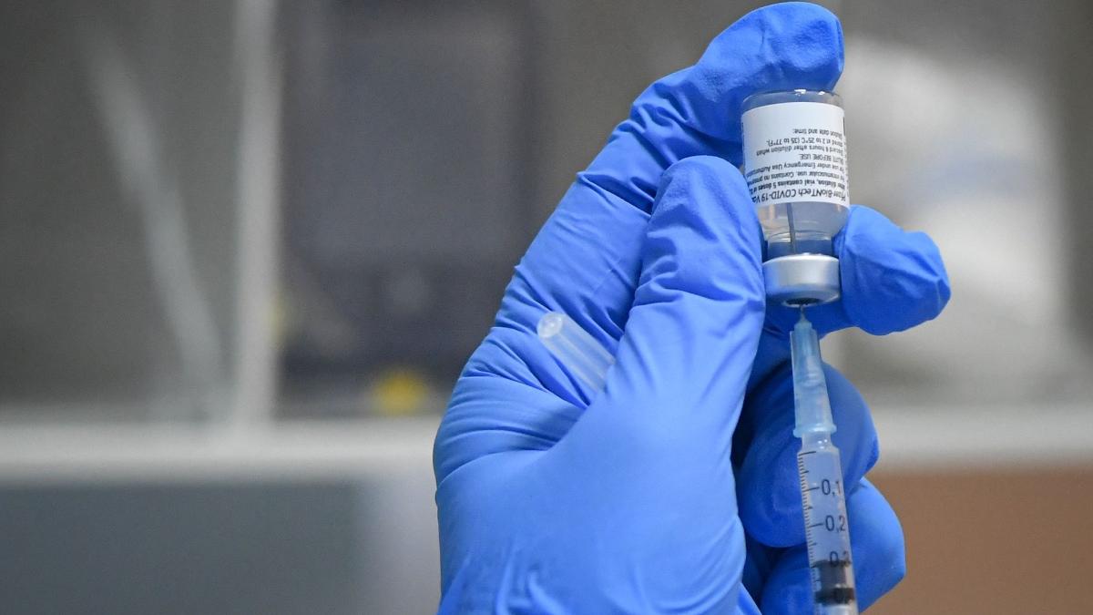 centrele de vaccinare ale spitalelor militare deschise non stop