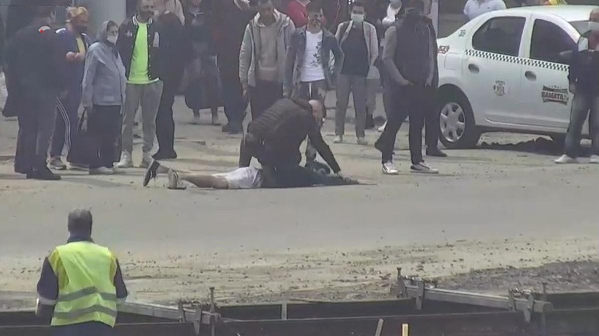 barbat amenintat cutit statie autobuz galati