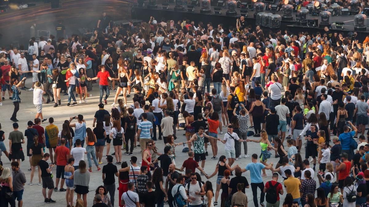 reactie organizatorii untold si neversea dupa anunt premier festivaluri