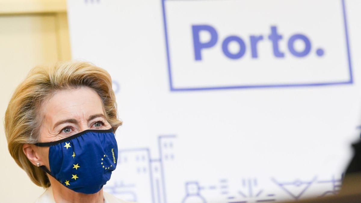 ursula von der leyen ue contract 1 8 miliarde doze vaccin covid pfizer