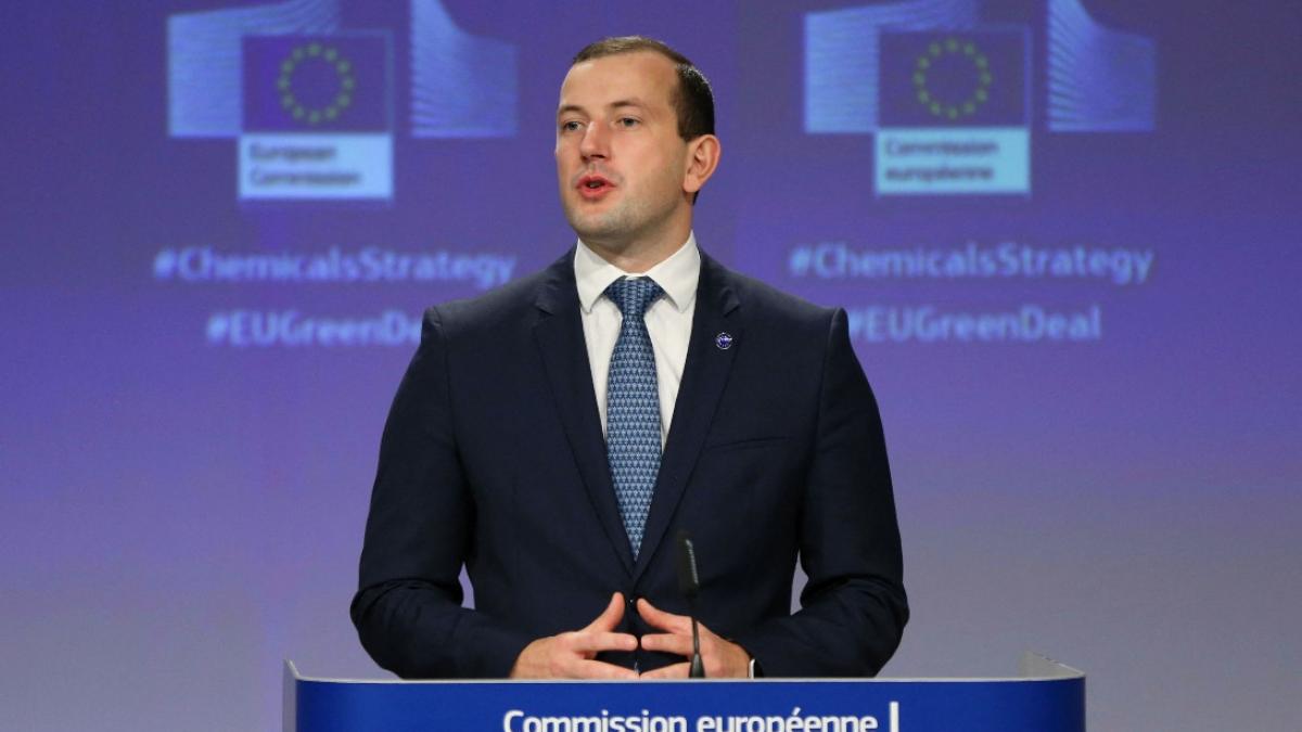 comisia europeana urs arthur