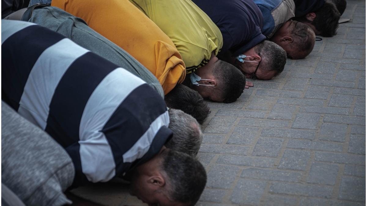 credinciosi evrei raniti prabusire sinagoga