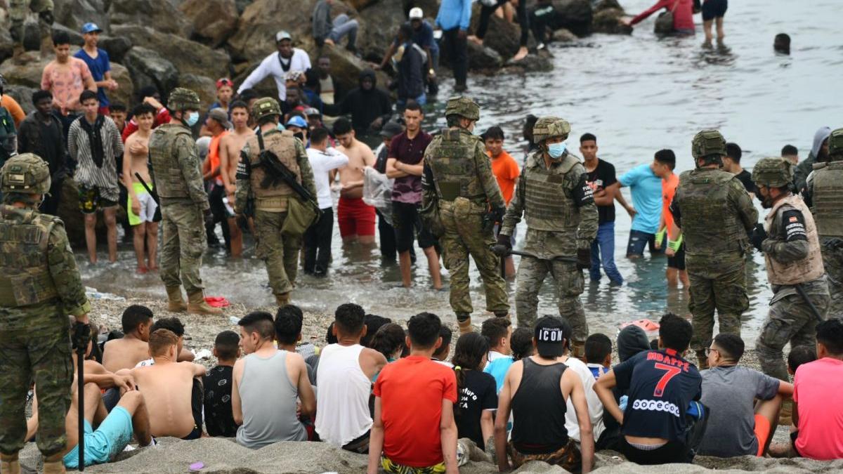 ceuta melilla migranti maroc pedro sanchez