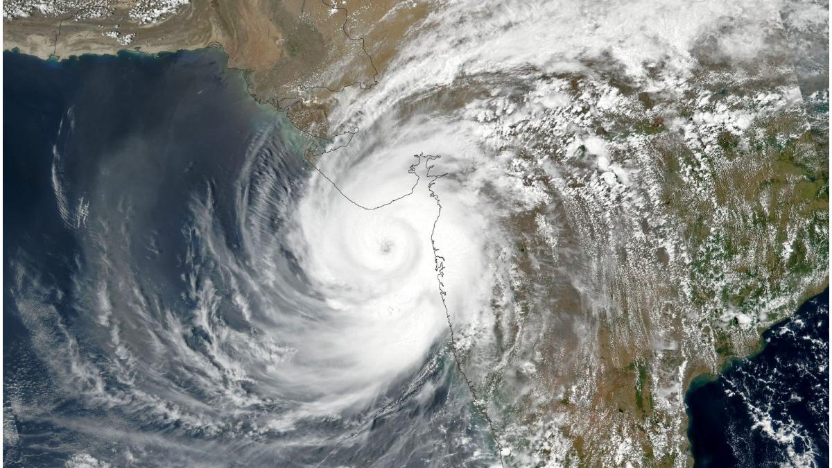 india impact ciclon tauktaee