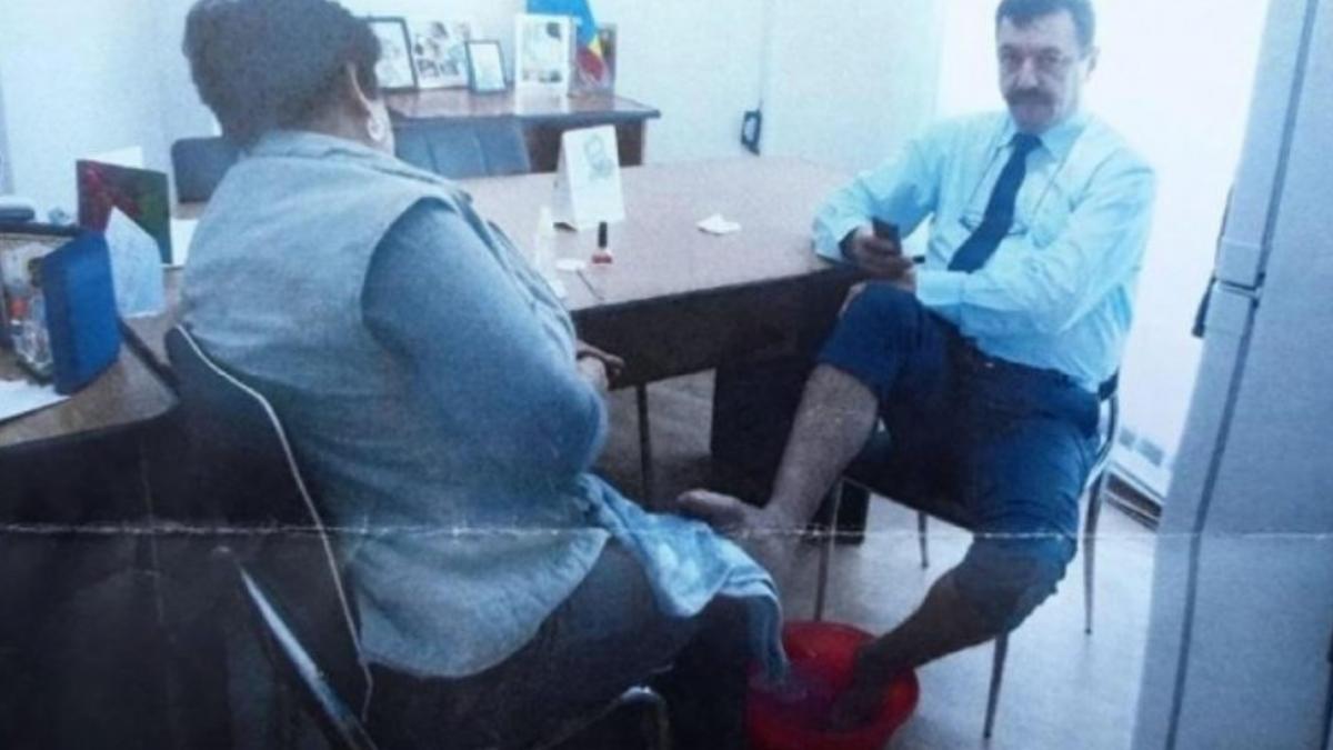 decizia magistratilor in cazul directorului din primaria targu jiu surprins in timp ce femeia de